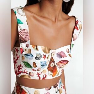 Commense White Seashell & Coral Print Crop Top Size L